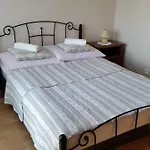 Pod Debem Bed & Breakfast 3*