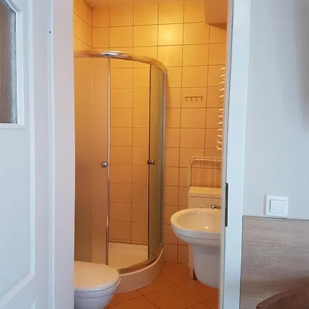 Pod Debem Bed & Breakfast 3*