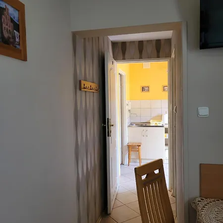 Bed & Breakfast Pod Debem *