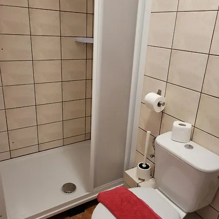 Pod Dębem Nocleg ze śniadaniem