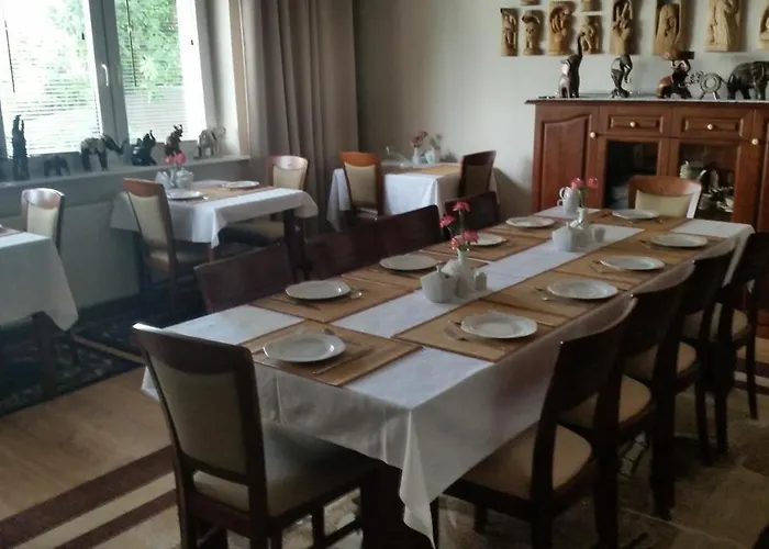 Pod Debem Bed & Breakfast Łeba