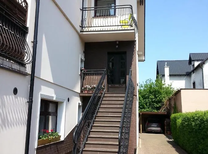 Pod Dębem Bed & Breakfast Łeba